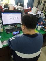 說明: 人在玩電腦中度可信度描述已自動生成